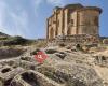 Ermita de Santa María de La Piscina